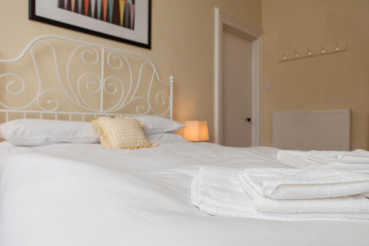 Amazing 4 Bedroom Apartment Just Off The Meadows Edinburgh Luaran gambar