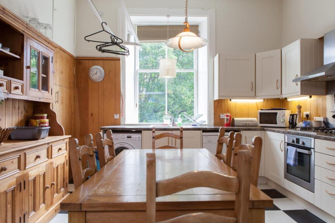Amazing 4 Bedroom Apartment Just Off The Meadows Edinburgh Luaran gambar