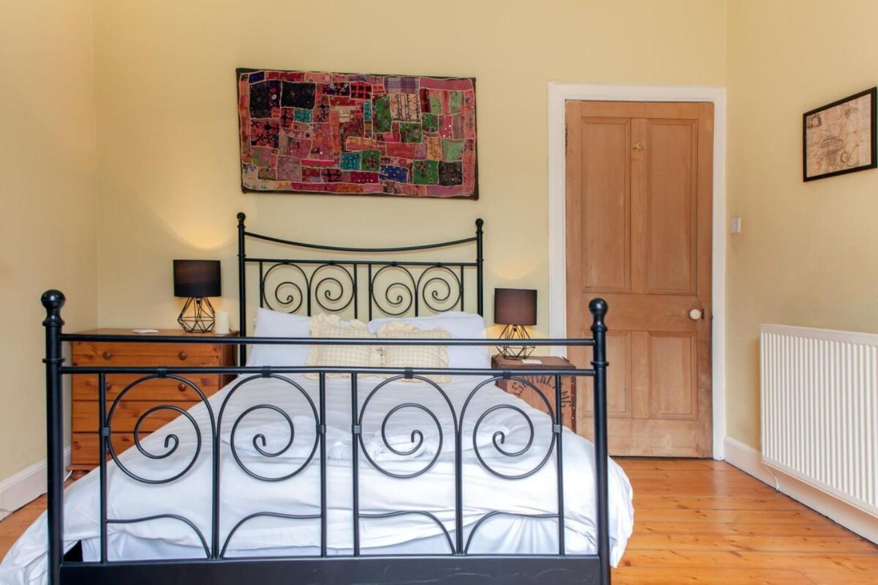 Amazing 4 Bedroom Apartment Just Off The Meadows Edinburgh Luaran gambar