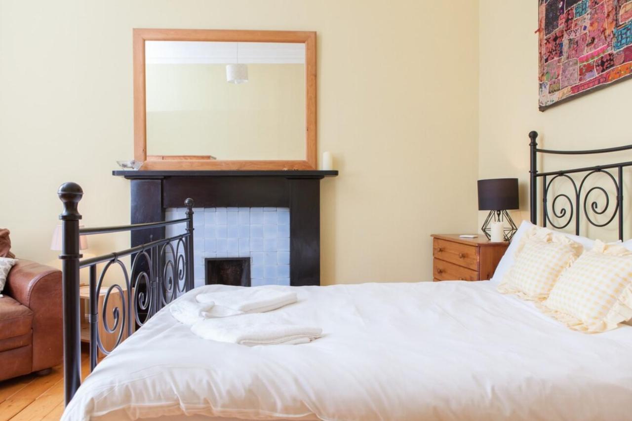 Amazing 4 Bedroom Apartment Just Off The Meadows Edinburgh Luaran gambar