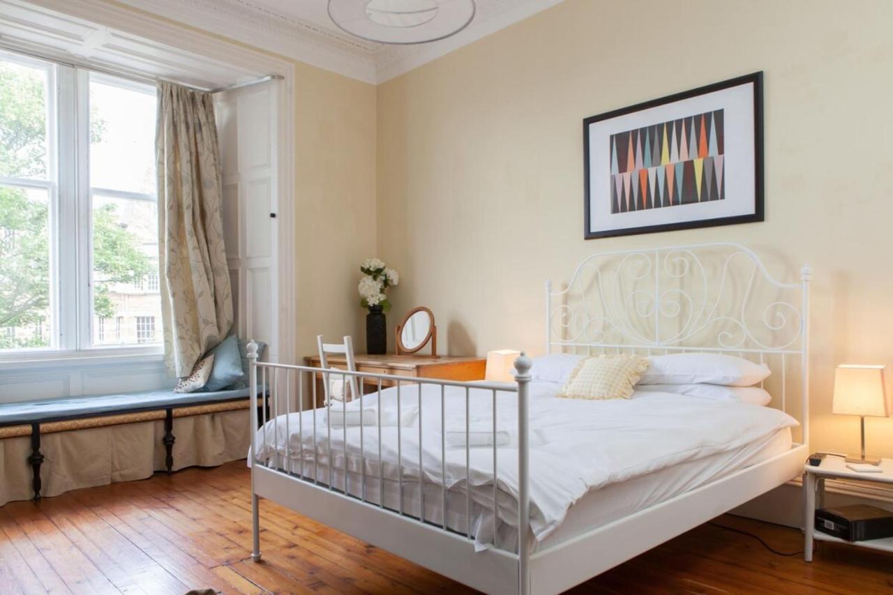 Amazing 4 Bedroom Apartment Just Off The Meadows Edinburgh Luaran gambar